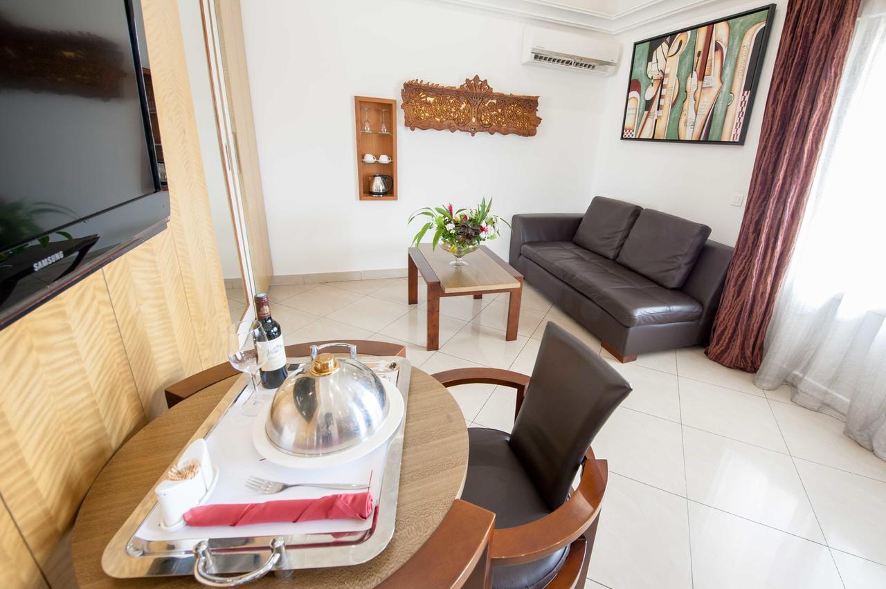 Nomad Suites Residence Libreville Exterior foto