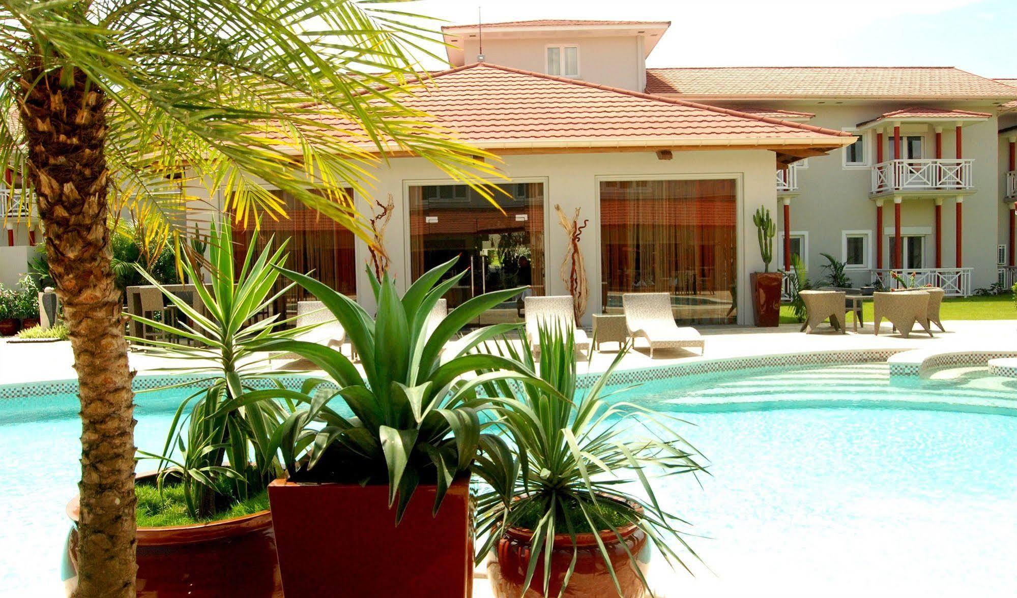 Nomad Suites Residence Libreville Exterior foto